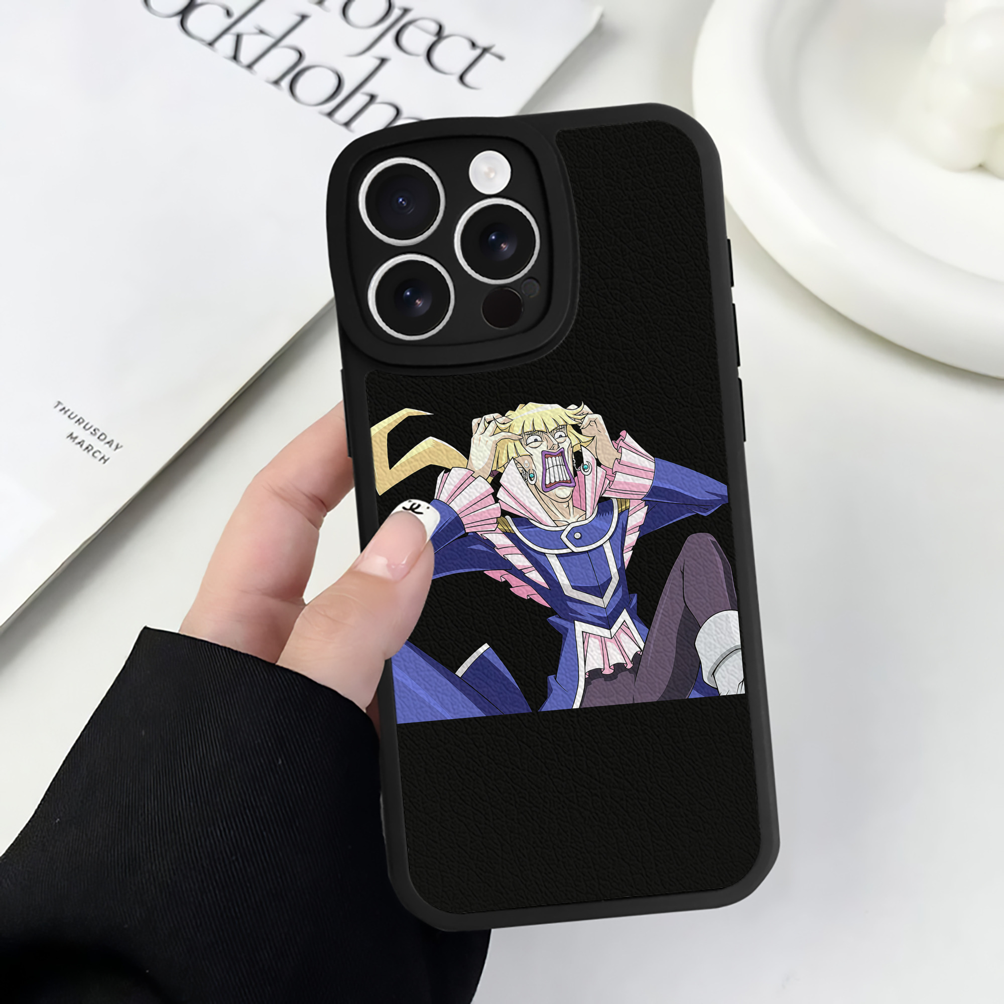 （画像用） 遊☆戯☆王 Yu-Gi-Oh! 【iPhone 16シリーズ対応】シリコンスマホケース（レザー調） 材質：シリコン